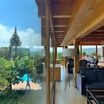 Boix De Hotel