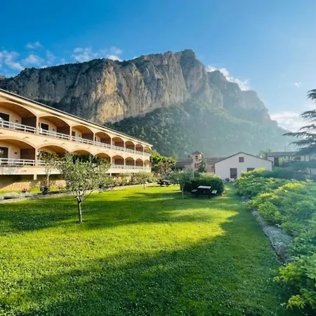 Boix De Hotel Peramola